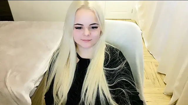 lovely-eyes online show from 02/24/25, 04:38