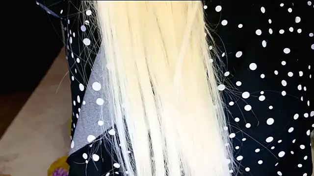 lovely-eyes online show from 03/04/26, 06:14