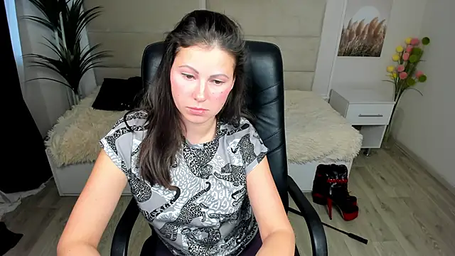 Snapshot of Dana__dom chatting on 01/20/25, 03:48 Dana dom online show from 01/20/25, 03:48