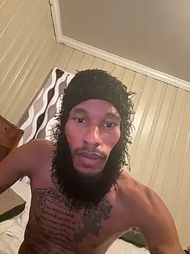 Snapshot of KingDerRico chatting on 05/11/26, 12:05 KingDerRico online show from 05/11/26, 12:05