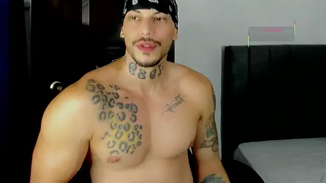Snapshot of RickG_Oficial chatting on 05/21/26, 11:12 RickG Oficial online show from 05/21/26, 11:12