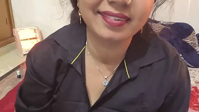 Snapshot of Gulaboo_bhabi chatting on 01/24/25, 06:03 Gulaboo bhabi online show from 01/24/25, 06:03