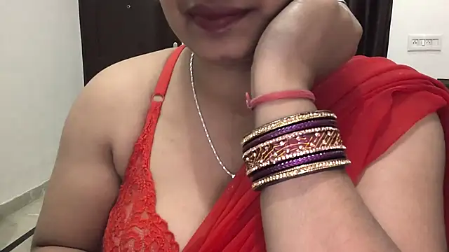 Snapshot of Gulaboo_bhabi chatting on 02/18/25, 12:15 Gulaboo bhabi online show from 02/18/25, 12:15