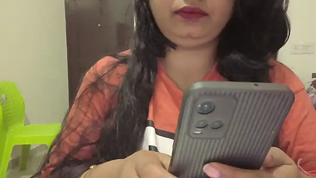 Snapshot of Gulaboo_bhabi chatting on 03/01/25, 09:59 Gulaboo bhabi online show from 03/01/25, 09:59