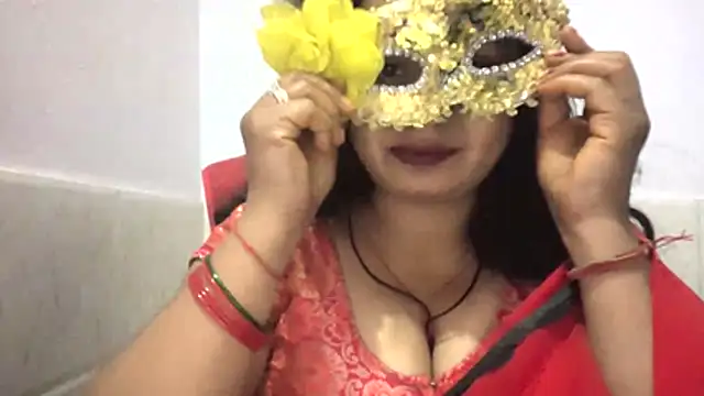 Snapshot of Gulaboo_bhabi chatting on 04/06/26, 09:49 Gulaboo bhabi online show from 04/06/26, 09:49