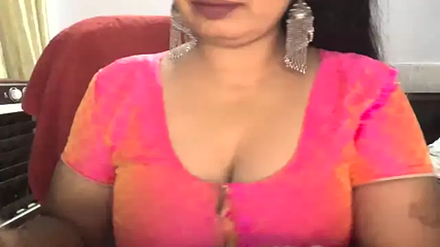 Snapshot of Gulaboo_bhabi chatting on 04/28/26, 09:20 Gulaboo bhabi online show from 04/28/26, 09:20