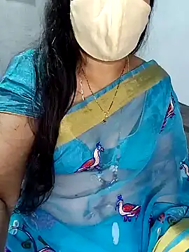 Snapshot of Rani_Darling_99 chatting on 01/15/25, 09:30 Rani Darling 99 online show from 01/15/25, 09:30