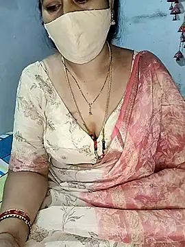 Snapshot of Rani_Darling_99 chatting on 11/21/25, 03:54 Rani Darling 99 online show from 11/21/25, 03:54