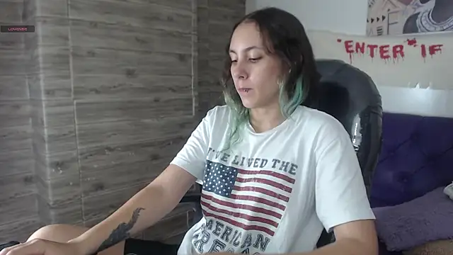 xlunna online show from 12/09/24, 07:39