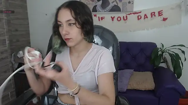 xlunna online show from 12/20/24, 07:39