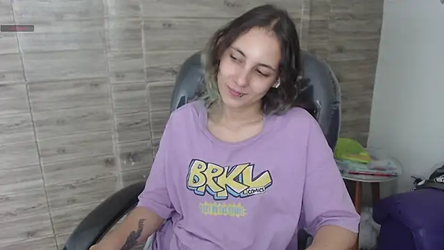 xlunna online show from 12/21/24, 08:10