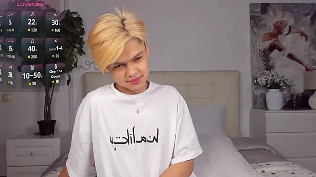 Felix Rey online show from 02/22/25, 04:19