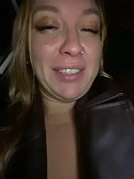 Snapshot of Sweet___Emily chatting on 12/25/24, 09:33 Sweet   Emily online show from 12/25/24, 09:33