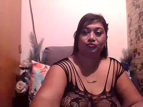 Snapshot of sexysam1985 chatting on 07/05/26, 06:48 sexysam1985 online show from 07/05/26, 06:48