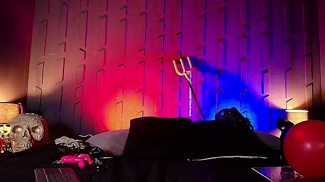 MorganaCrowley online show from 02/13/25, 07:31