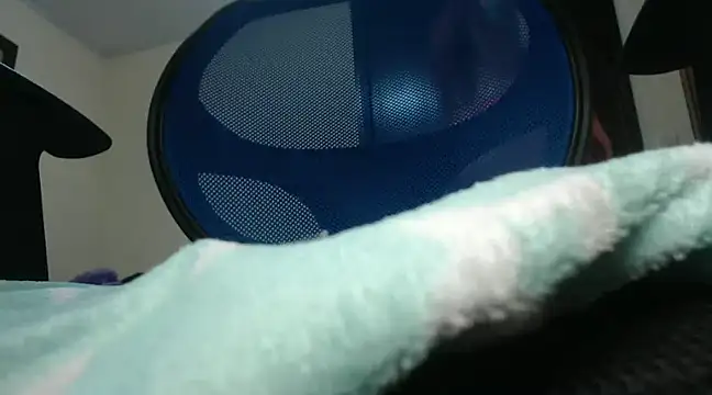 Amy Walker online show from 12/27/24, 11:10