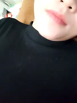 Snapshot of 2_sex chatting on 12/16/25, 04:39 2 sex online show from 12/16/25, 04:39