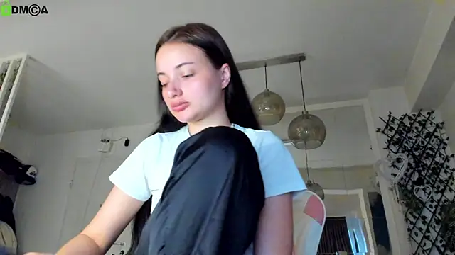 IreneVON online show from 05/09/26, 03:23