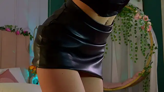 Snapshot of Eva_Natsumi chatting on 12/05/24, 09:06 Eva Natsumi online show from 12/05/24, 09:06