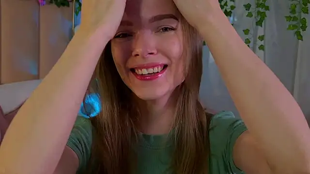 Snapshot of Eva_Natsumi chatting on 12/07/24, 05:15 Eva Natsumi online show from 12/07/24, 05:15