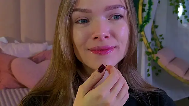 Snapshot of Eva_Natsumi chatting on 12/21/24, 05:25 Eva Natsumi online show from 12/21/24, 05:25