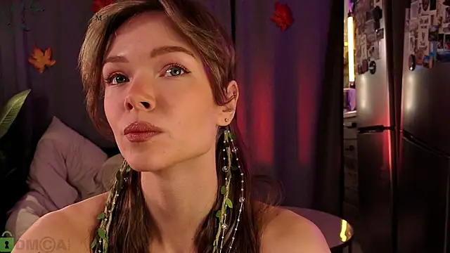 Snapshot of Eva_Natsumi chatting on 11/03/25, 05:03 Eva Natsumi online show from 11/03/25, 05:03