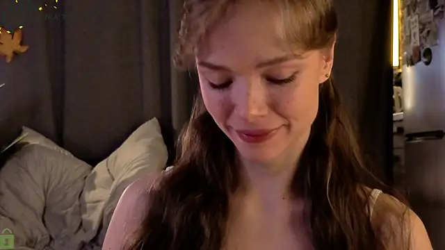 Snapshot of Eva_Natsumi chatting on 11/09/25, 06:06 Eva Natsumi online show from 11/09/25, 06:06