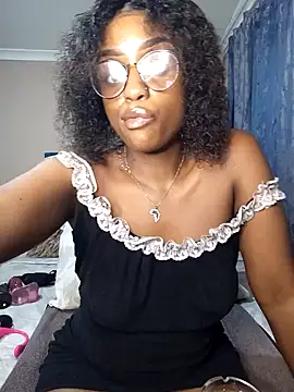 Queen-Chocolate online show from 01/30/25, 11:55