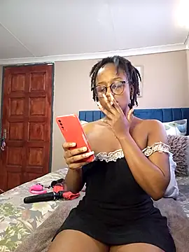 Queen-Chocolate online show from 02/16/25, 11:16