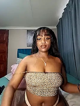 Queen-Chocolate online show from 09/20/25, 04:24