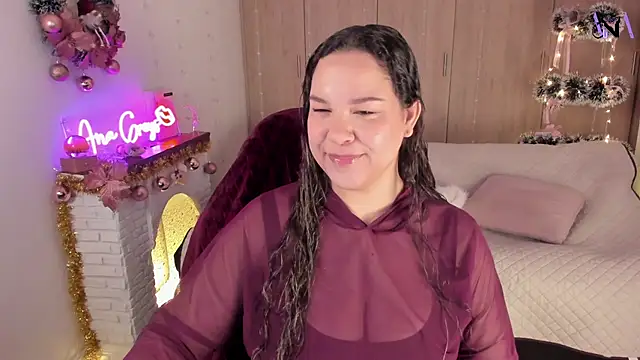 Snapshot of Anagreys chatting on 12/23/25, 04:10 Anagreys online show from 12/23/25, 04:10