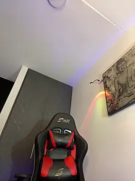 Snapshot of danny_42027 chatting on 02/09/25, 01:11 danny 42027 online show from 02/09/25, 01:11