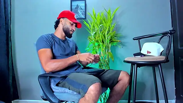 Snapshot of Damian_022 chatting on 01/31/26, 11:03 Damian 022 online show from 01/31/26, 11:03