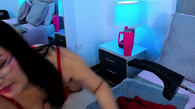 Samantha  Vega online show from 01/10/26, 08:10