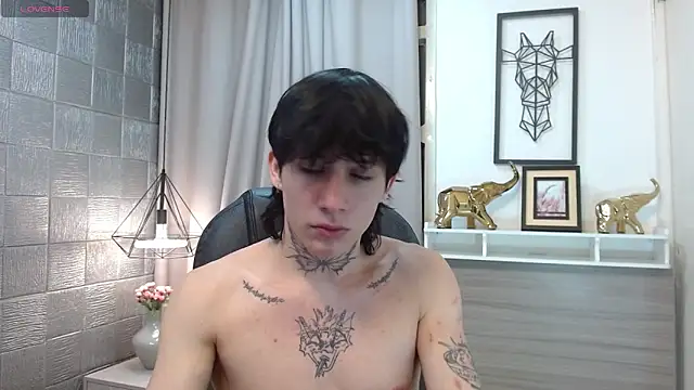 ianCute  online show from 12/19/25, 10:06