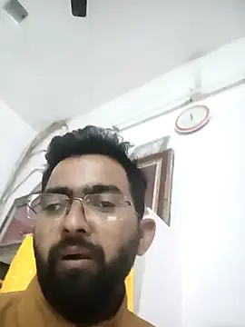 Snapshot of sagarghai07 chatting on 10/31/25, 06:20 sagarghai07 online show from 10/31/25, 06:20