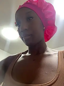 FiorelaLenin online show from 02/16/26, 12:18