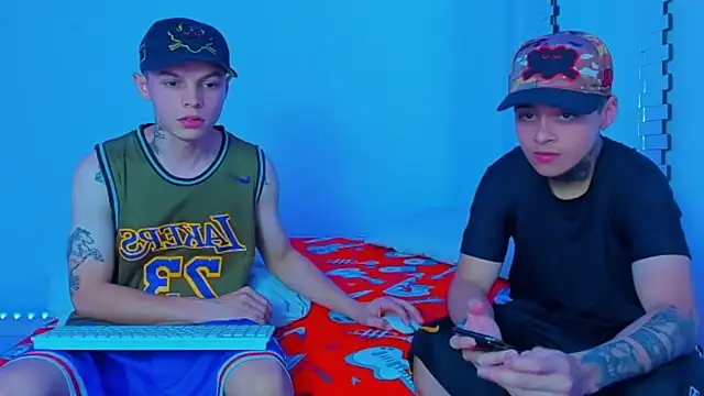 HOT boy2025 online show from 12/25/24, 11:53