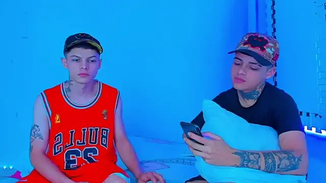 HOT boy2025 online show from 01/22/25, 09:21