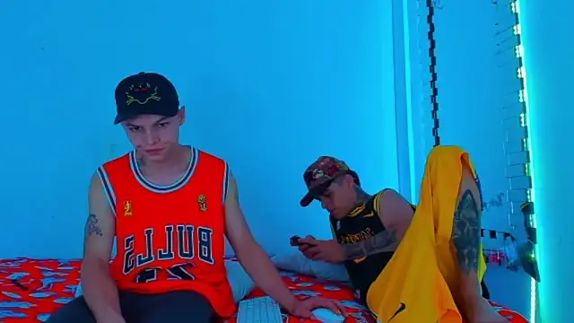 HOT boy2025 online show from 02/16/25, 10:43