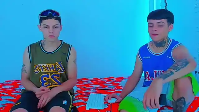 HOT boy2025 online show from 02/25/25, 01:09