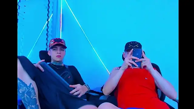 HOT boy2025 online show from 09/12/25, 04:07