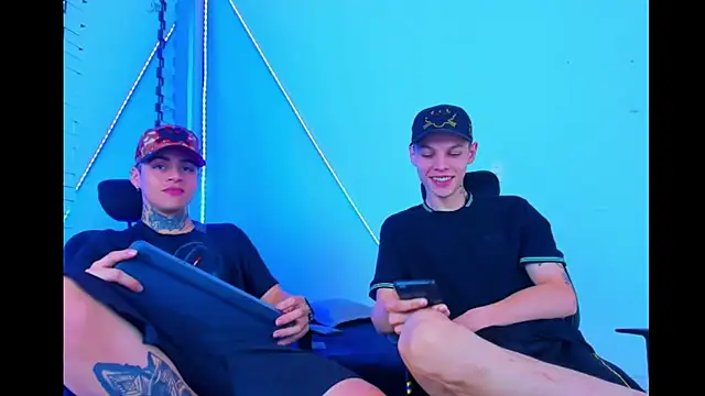 HOT boy2025 online show from 09/21/25, 07:21