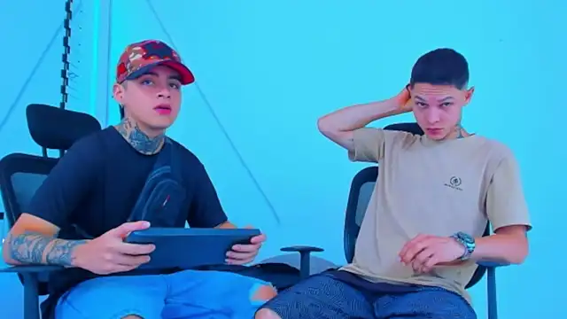 HOT boy2025 online show from 11/05/25, 06:08