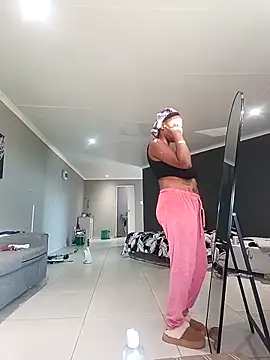 Snapshot of Mayo01_ chatting on 04/06/26, 06:03 Mayo01 online show from 04/06/26, 06:03