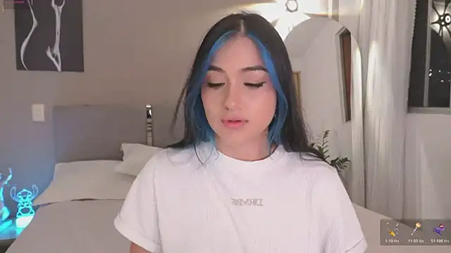 AnnyHizzle online show from 12/17/25, 02:17