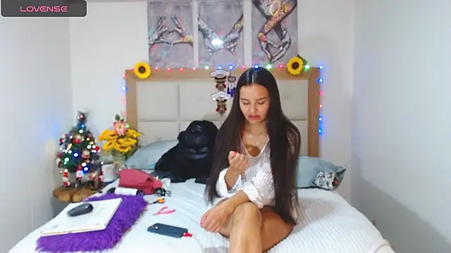 valentina hearts online show from 12/21/24, 04:52