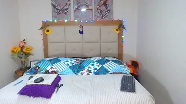 valentina hearts online show from 02/26/25, 04:58