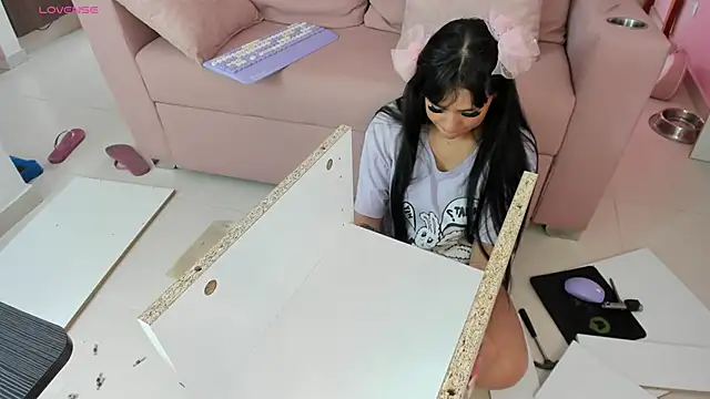 Snapshot of zoesullivan chatting on 01/07/25, 01:14 zoesullivan online show from 01/07/25, 01:14