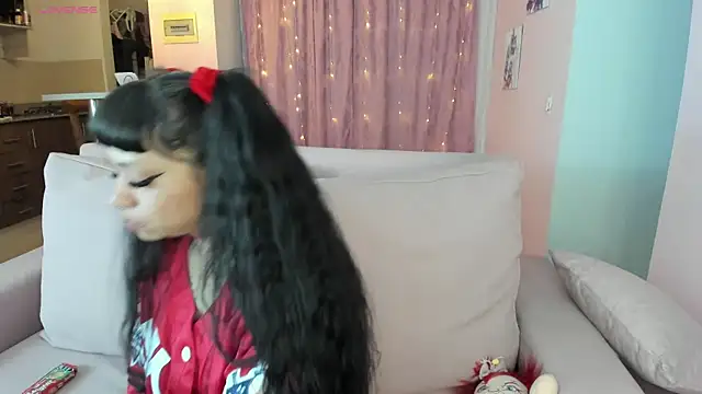 Snapshot of zoesullivan chatting on 01/18/25, 09:34 zoesullivan online show from 01/18/25, 09:34